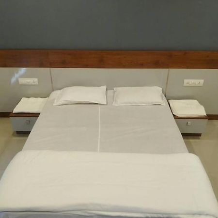 Himani Heritage Resorts, Formerly Camp Nishani Holidays Madikeri Exterior photo